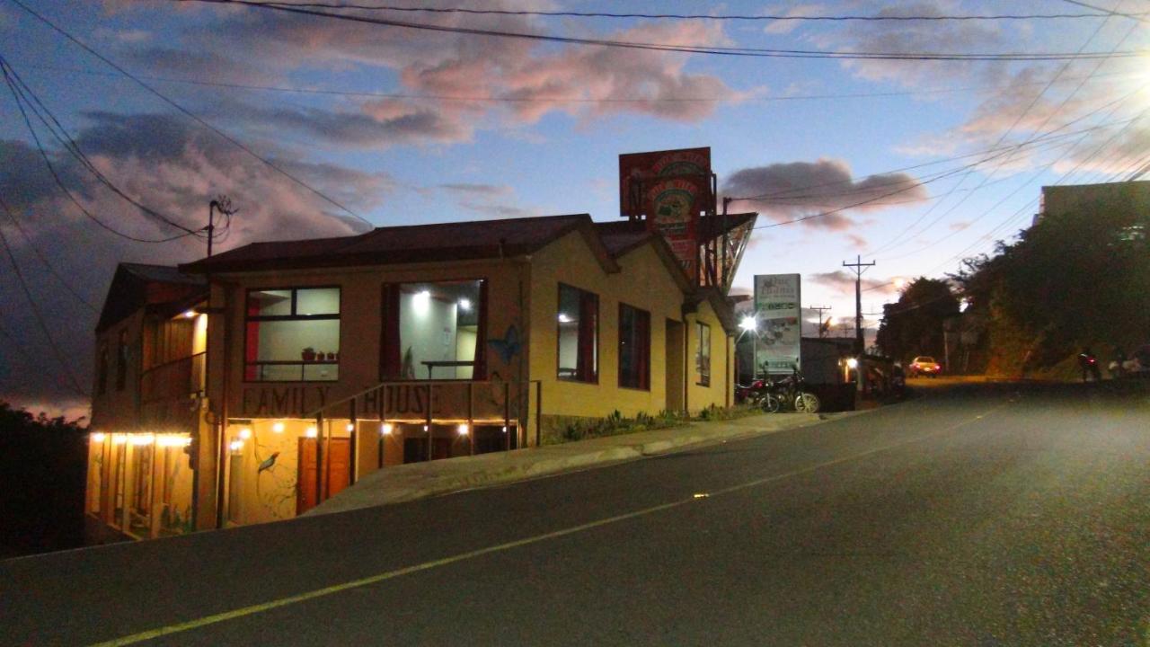 Monteverde Family House المظهر الخارجي الصورة